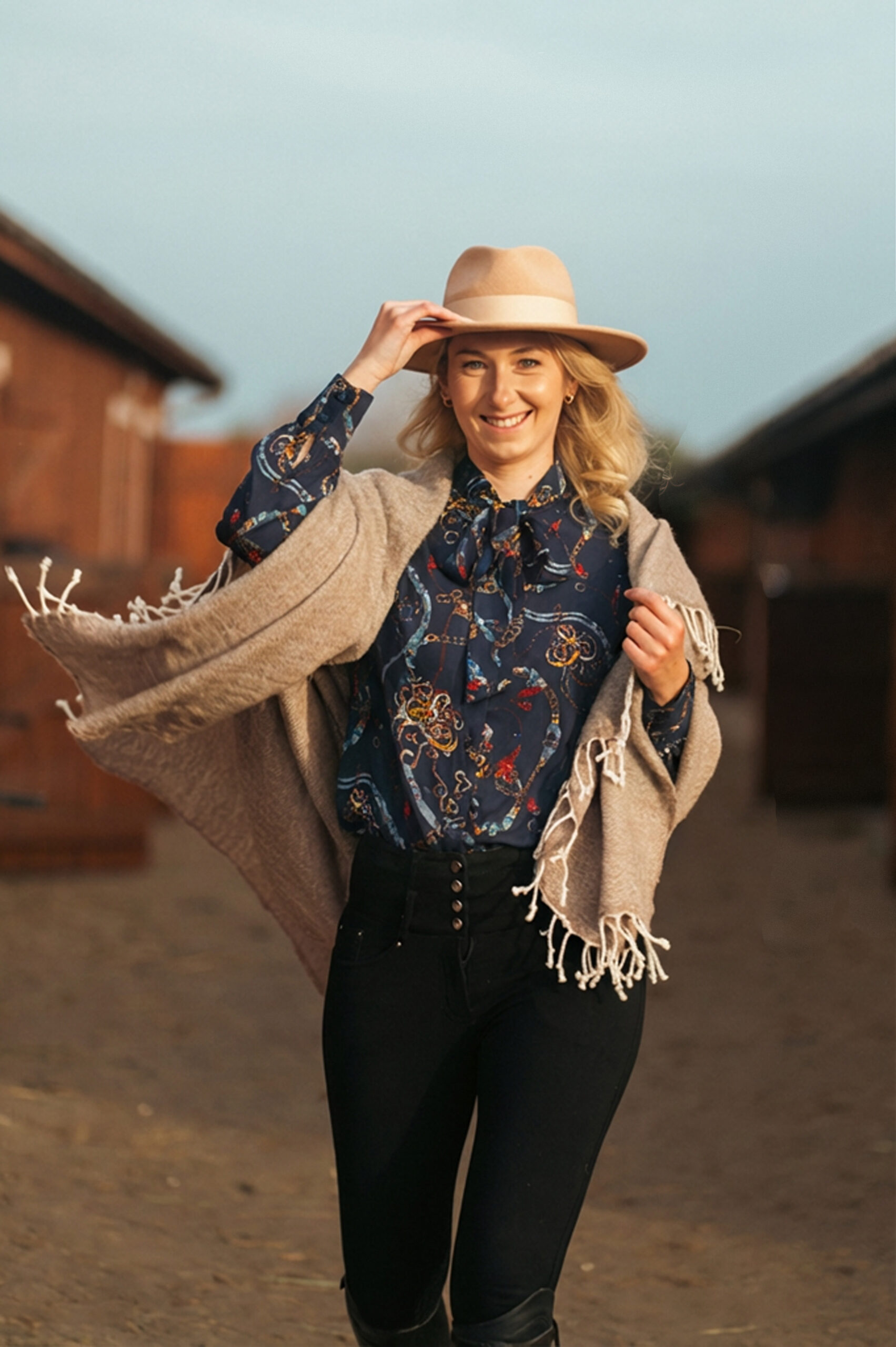 Granatowa Wiskozowa Koszula Cavalia d’Or