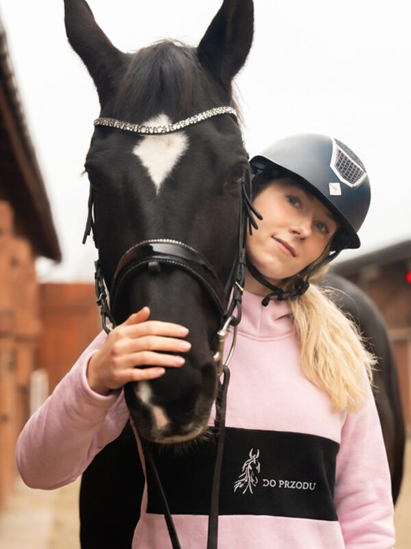 Różowa Bluza Damska Do Przodu