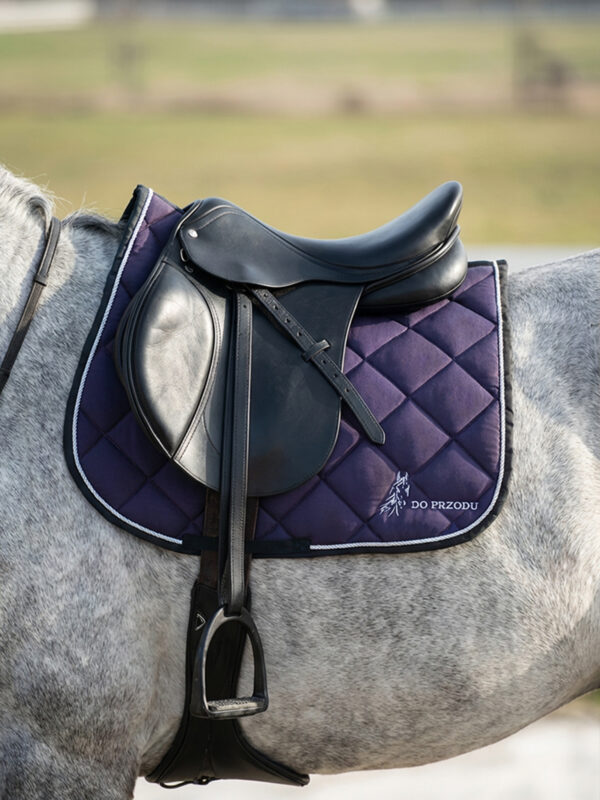 Czaprak Elegant Śliwkowy Skokowy